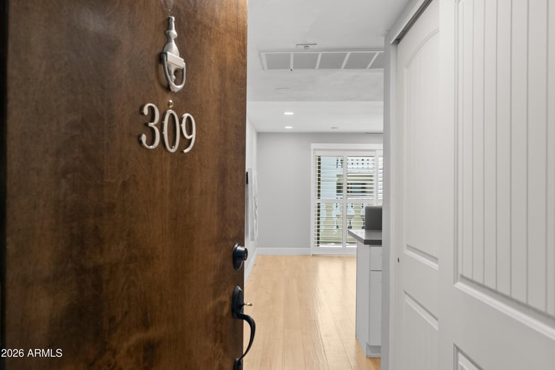 7960 Camelback Rd #309, Scottsdale, AZ 85251