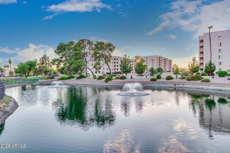 7960 Camelback Rd #408, Scottsdale, AZ 85251