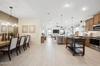 7964 Sands Rd, Glendale, AZ 85303