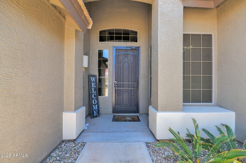 7965 Robin Ln, Peoria, AZ 85383