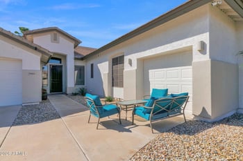 7965 Robin Ln, Peoria, AZ 85383