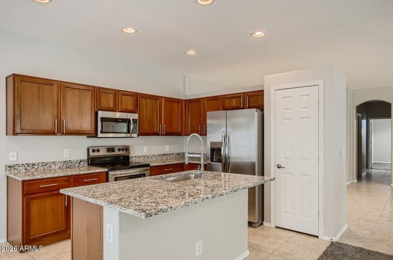 797 Agrarian Hills Dr, San Tan Valley, AZ 85143