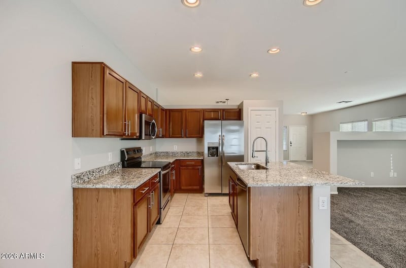 797 Agrarian Hills Dr, San Tan Valley, AZ 85143