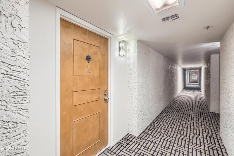 7970 Camelback Rd #110, Scottsdale, AZ 85251