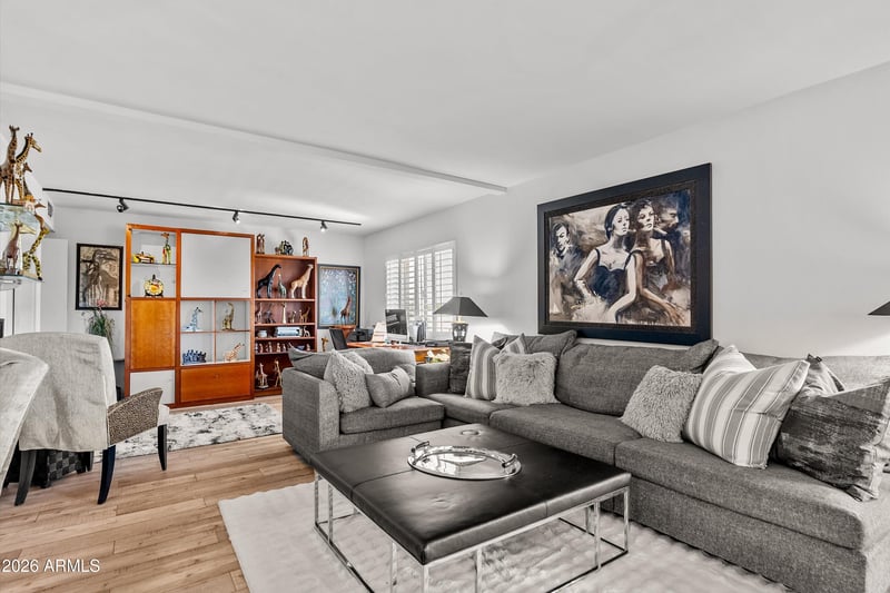 7970 Camelback Rd #306, Scottsdale, AZ 85251