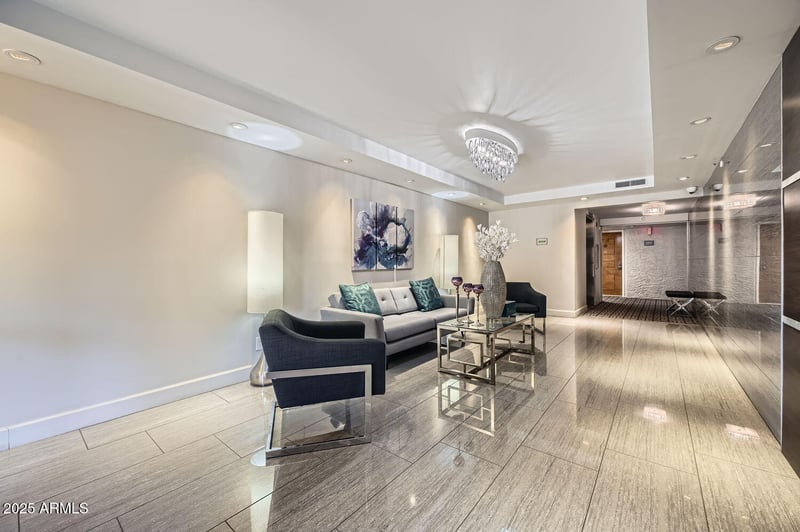 7970 Camelback Rd #307, Scottsdale, AZ 85251