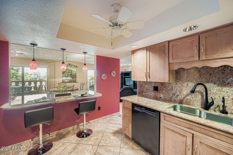 7970 Camelback Rd #307, Scottsdale, AZ 85251