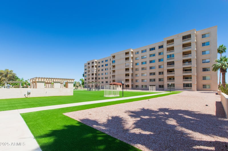 7970 Camelback Rd #604, Scottsdale, AZ 85251