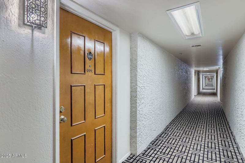 7970 Camelback Rd #604, Scottsdale, AZ 85251