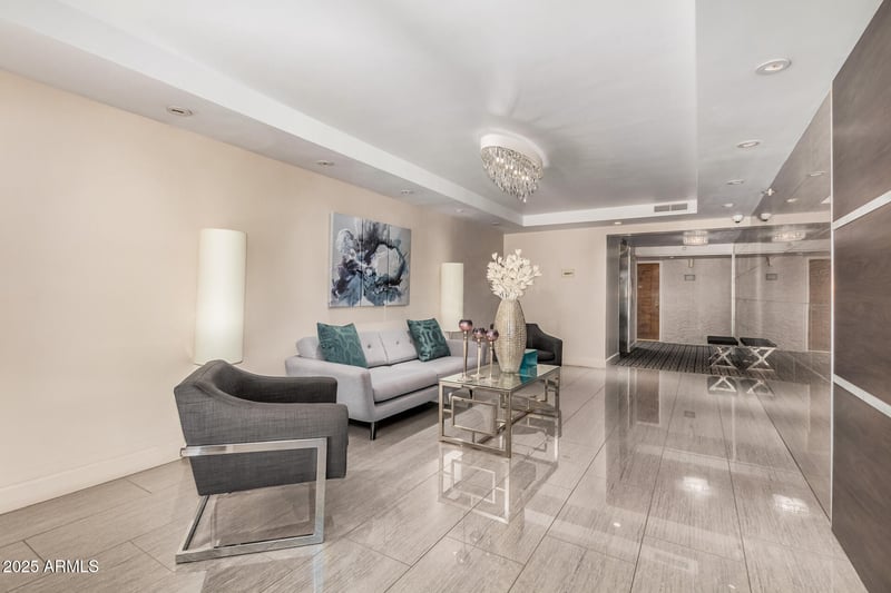 7970 Camelback Rd #611, Scottsdale, AZ 85251