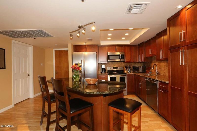 7970 E Camelback Rd #403, Scottsdale, AZ 85251