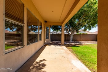 7977 Clara Ln, Peoria, AZ 85382