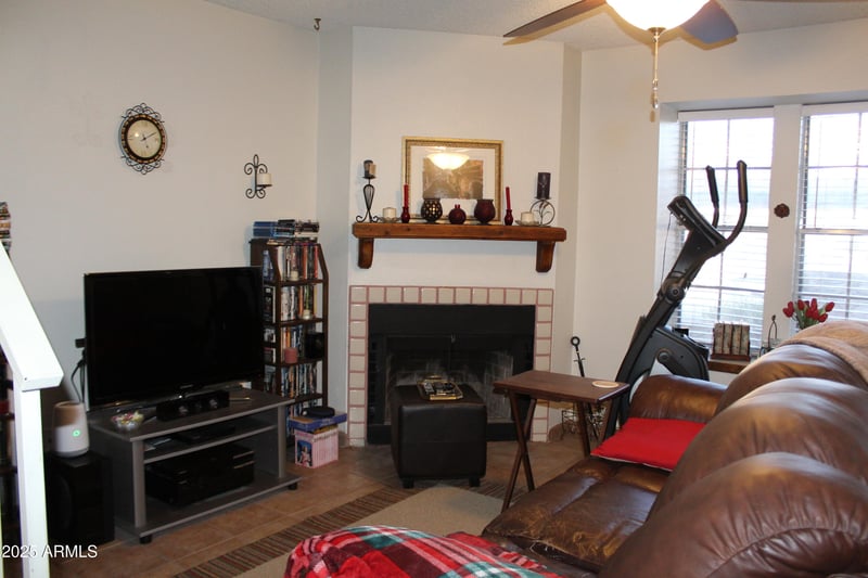 7977 Wacker Rd #196, Peoria, AZ 85381