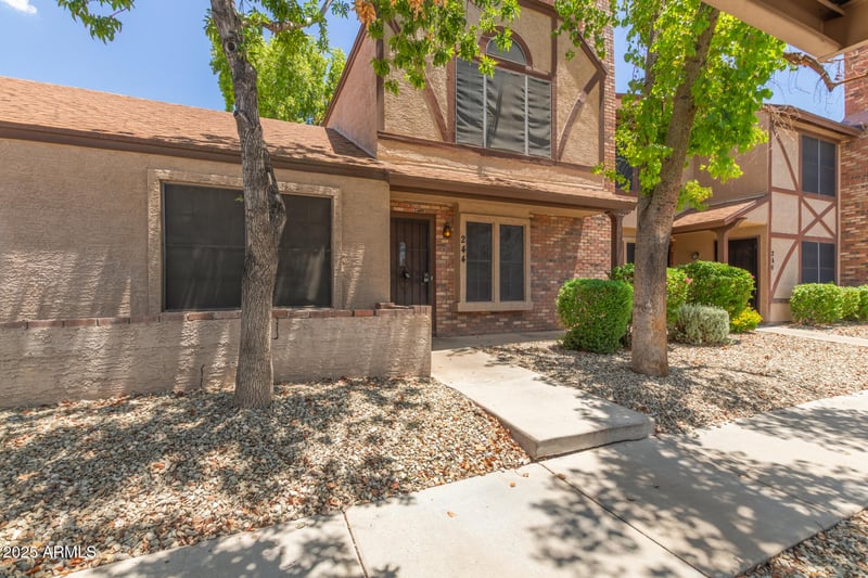 7977 Wacker Rd #244, Peoria, AZ 85381