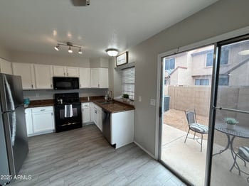 7977 Wacker Rd #249, Peoria, AZ 85381