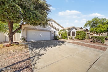 7990 Yukon Dr, Peoria, AZ 85382