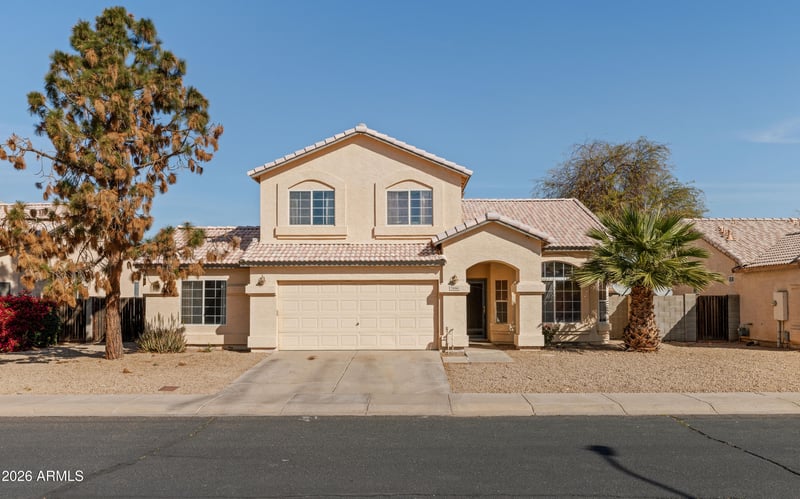 7996 W Stella Ave, Glendale, AZ 85303