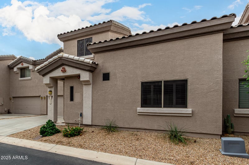 7999 Waltann Ln, Peoria, AZ 85382