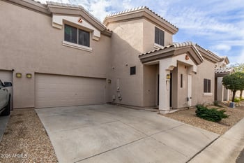 7999 Waltann Ln, Peoria, AZ 85382