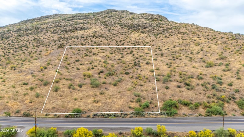 7xx Circle Mountain Rd #-, New River, AZ 85087