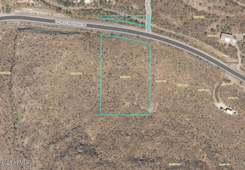 7xx Circle Mountain Rd #-, New River, AZ 85087