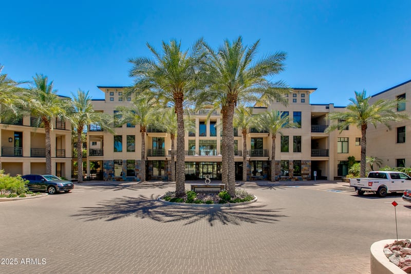 8 Biltmore Estate #110, Phoenix, AZ 85016