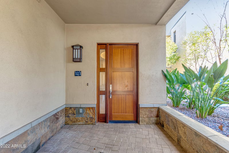 8 Biltmore Estate #121, Phoenix, AZ 85016
