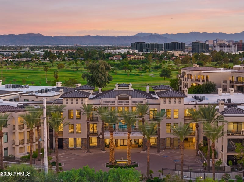 8 Biltmore Estate #124, Phoenix, AZ 85016