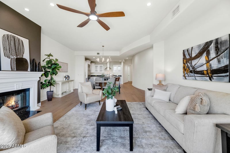 8 Biltmore Estate #209, Phoenix, AZ 85016