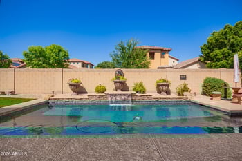 800 Sycamore Ct, Litchfield Park, AZ 85340