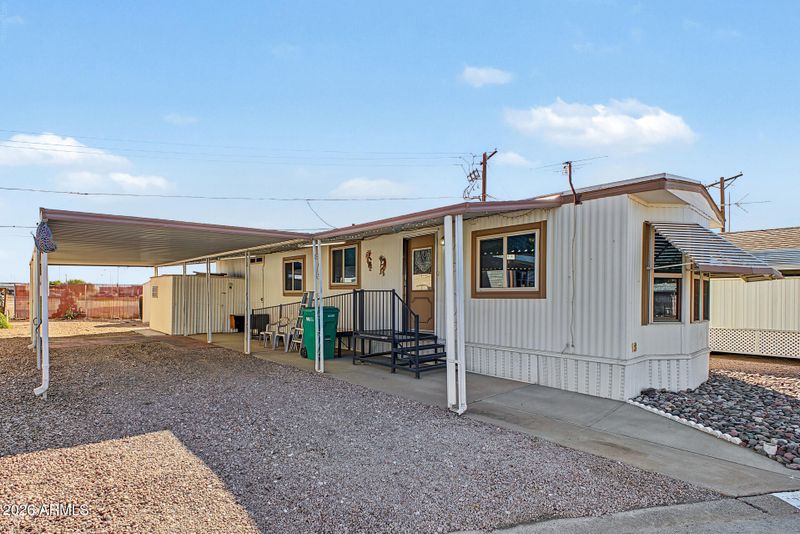 800 W Apache Trl #18, Apache Junction, AZ 85120