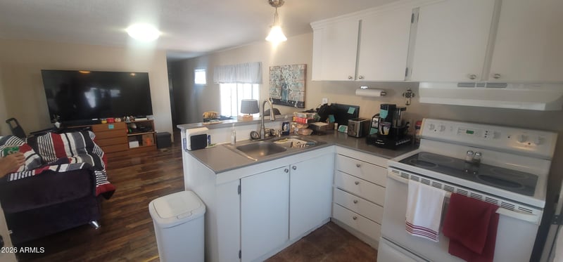 800 Apache Trl #24, Apache Junction, AZ 85120