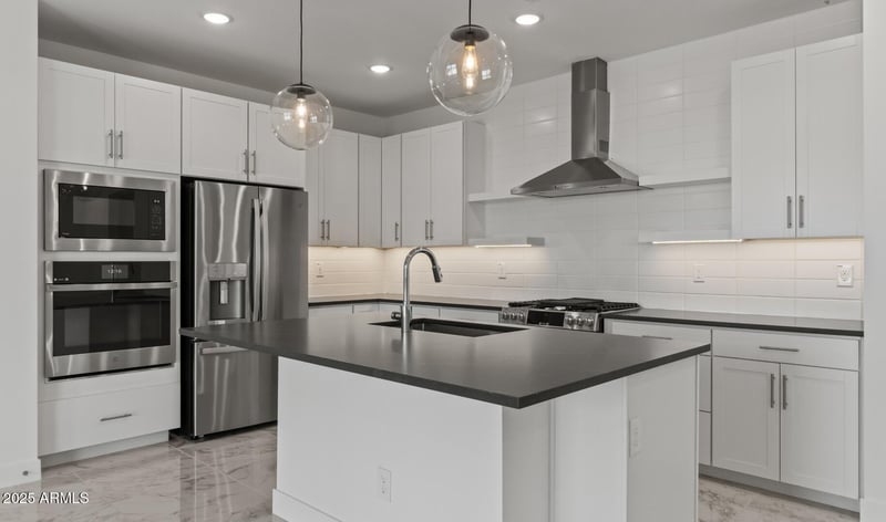 8000 Griswold Rd, Peoria, AZ 85345