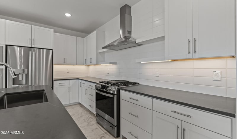 8000 Griswold Rd, Peoria, AZ 85345