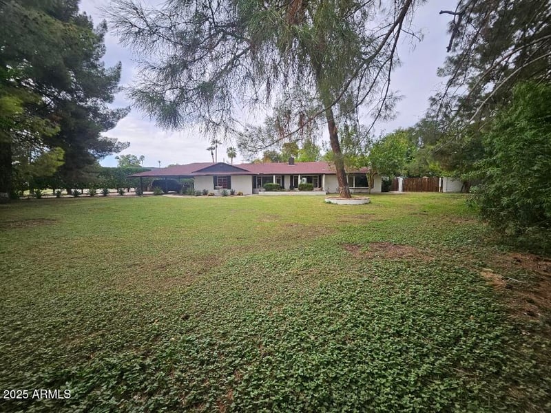 8001 14th Ave, Phoenix, AZ 85021