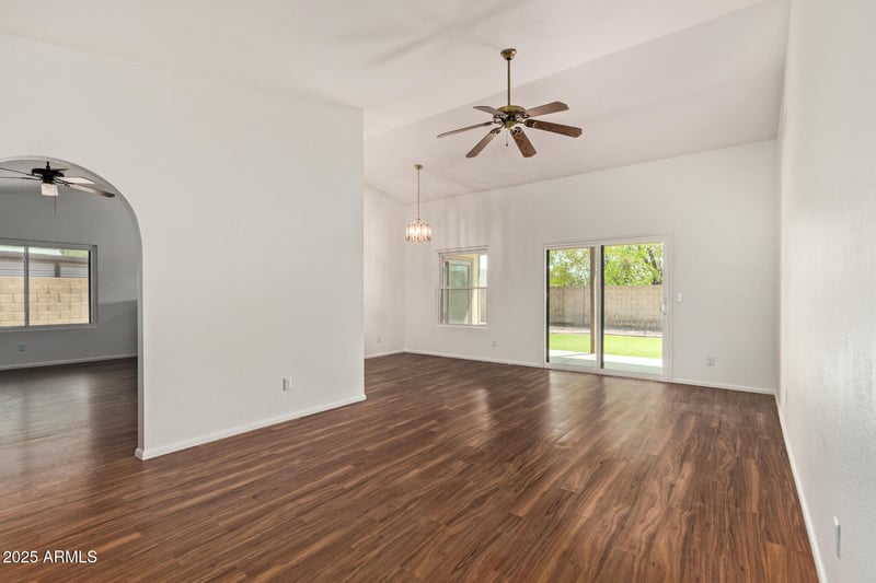 8001 Colby St, Mesa, AZ 85207