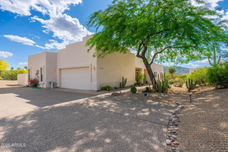 8001 E Carefree Dr, Carefree, AZ 85377