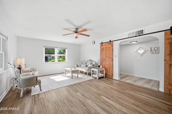 8001 5th Ave, Phoenix, AZ 85021