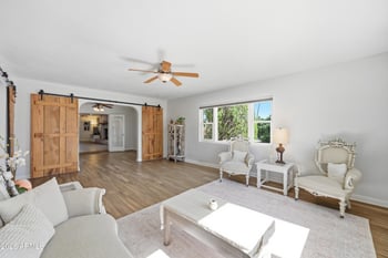 8001 N 5th Ave, Phoenix, AZ 85021