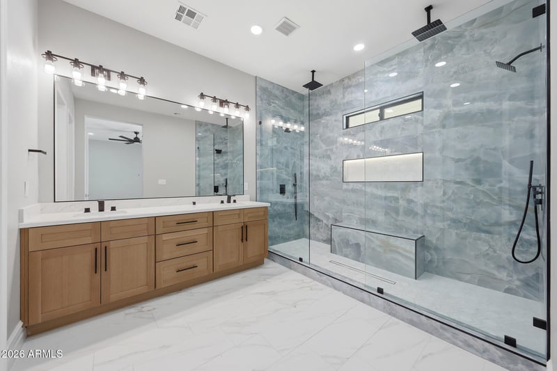 8001 San Juan Ave, Glendale, AZ 85303