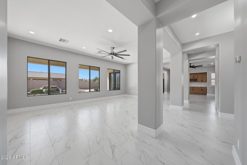 8001 San Juan Ave, Glendale, AZ 85303
