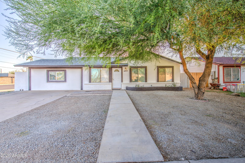 8002 N 42nd Ave, Phoenix, AZ 85051