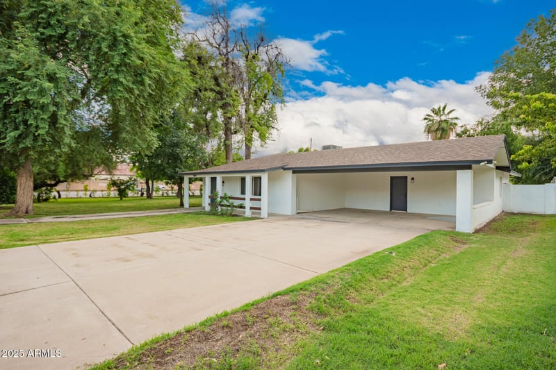 8002 N 5th Ave, Phoenix, AZ 85021