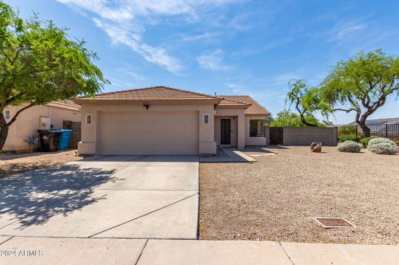 8002 S 34th Pl, Phoenix, AZ 85042