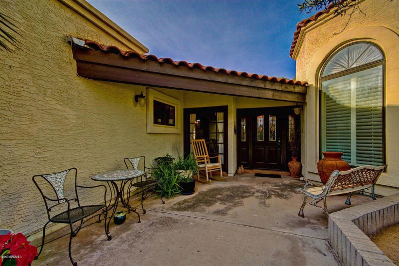 8002 S Grandview Ave, Tempe, AZ 85284