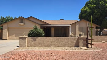 8002 W Maryland Ave, Glendale, AZ 85303