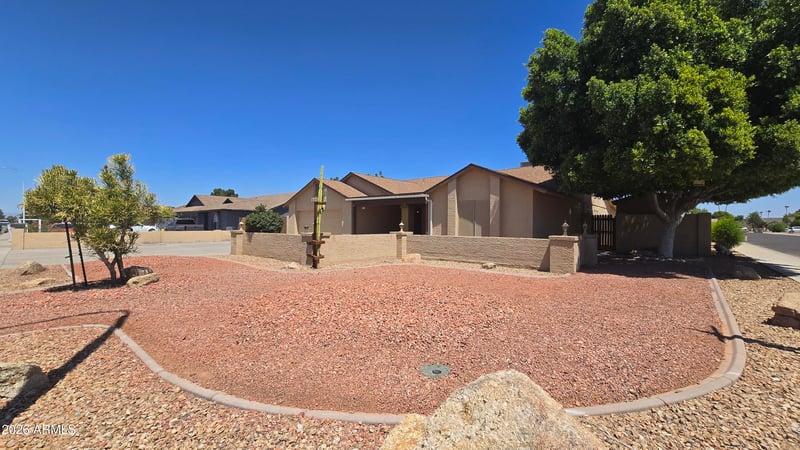8002 W Maryland Ave, Glendale, AZ 85303