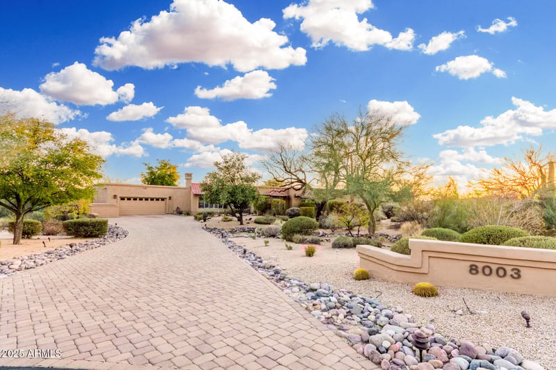 8003 Sands Dr, Scottsdale, AZ 85255