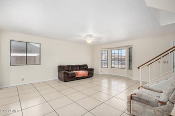 8004 Sierra Vista Dr, Glendale, AZ 85303