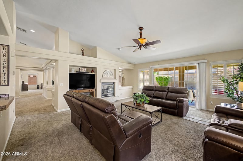 8005 Caribbean Ln, Peoria, AZ 85381